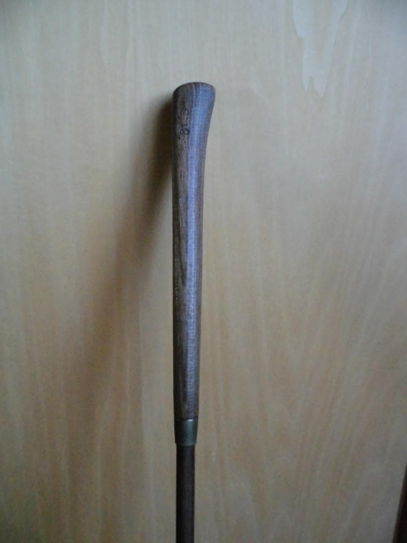 【希少品 オマケ付】CROWNER 木製パター ヒッコリー削り出し