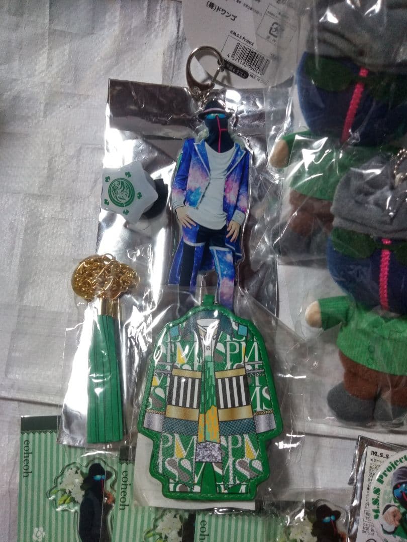 MSSP eoheoh グッズまとめ売り ぬいぐるみ アクスタ 缶バッジ