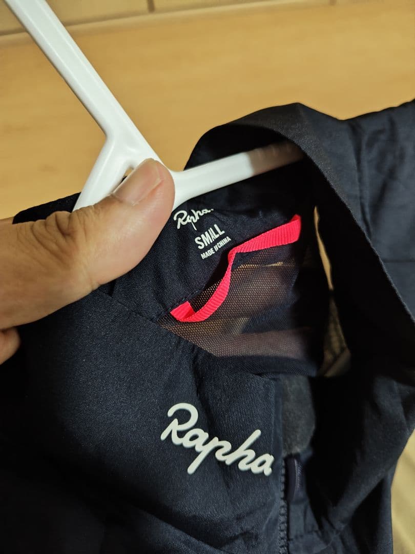 Rapha（ラファ） ジレ　 Sサイズ ブラック/レッド