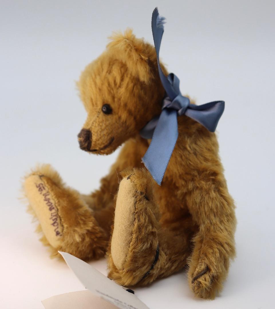 BB Bear イギリスのアーティストベア