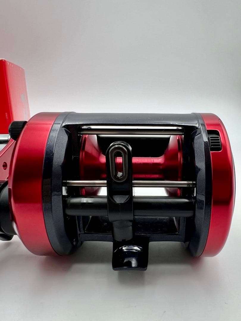 ダイワ daiwa 17ダイナスター 300 両軸リール 美品