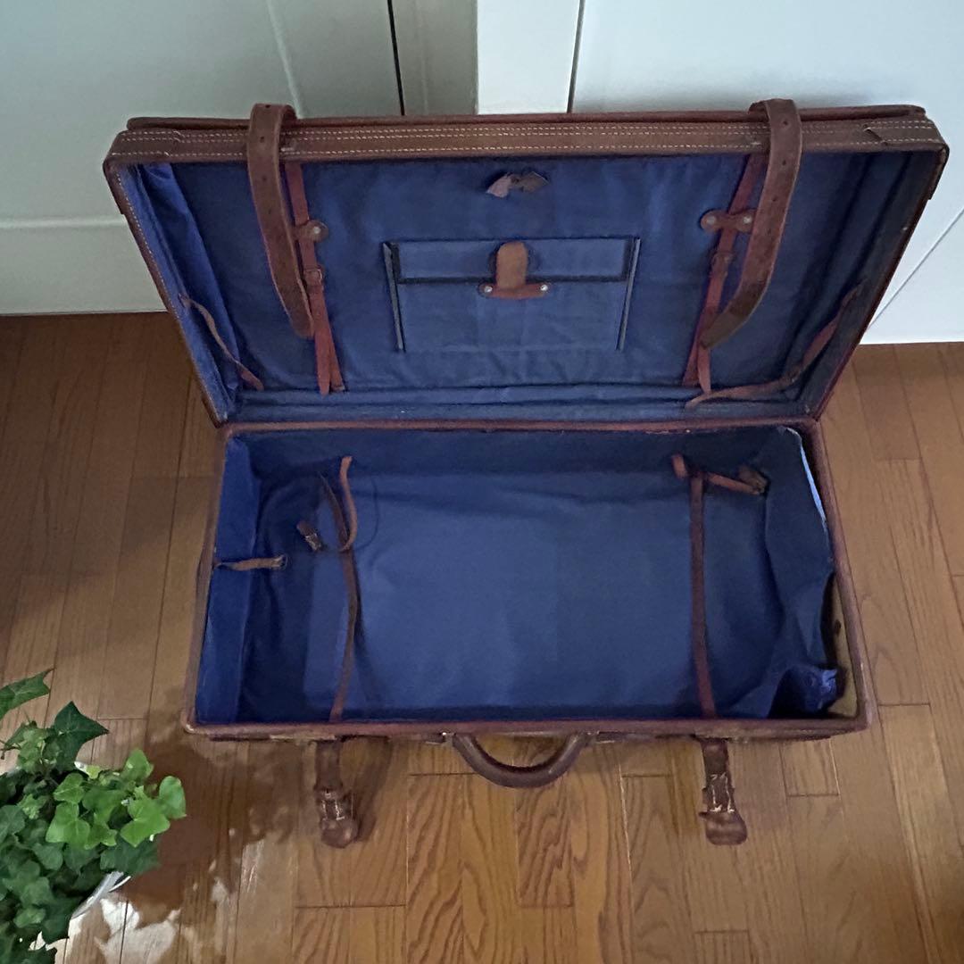 アンティーク革トランク　海軍中佐の大きなトランク　革製　重厚　ヴィンテージ