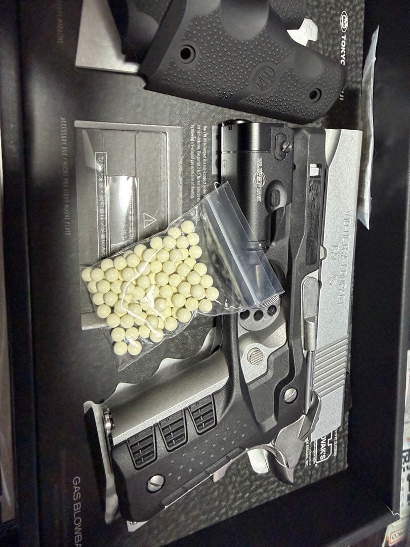 東京マルイ V10 ウルトラコンパクト ランクA カスタムパーツ付き