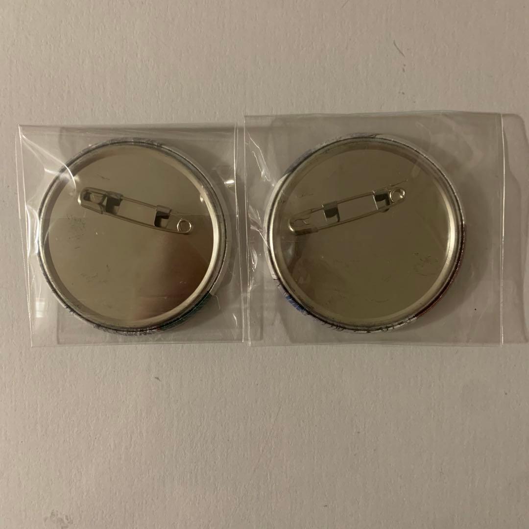 【激レア】進撃の巨人 エレン リヴァイ wit 浅野恭司原画展 缶バッジ 2点