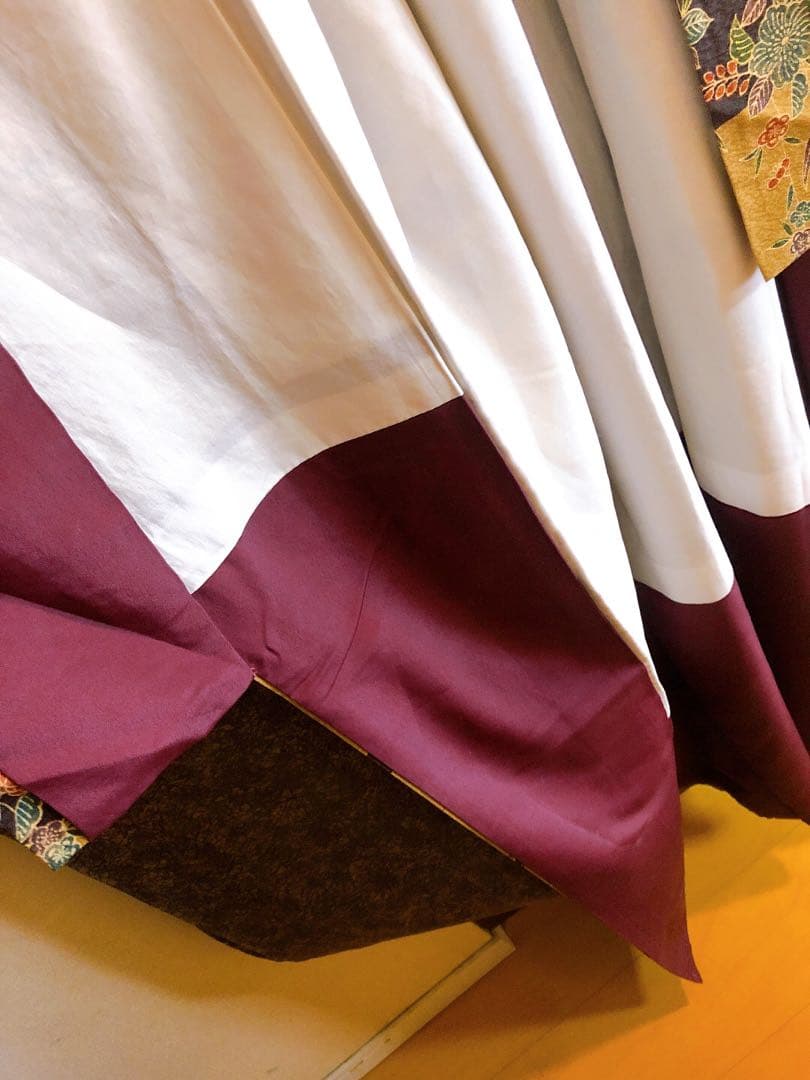 大衆演劇　役者　渋い着物　超キングサイズ正絹に見える洗える着物　雲紅型花柄帯付き