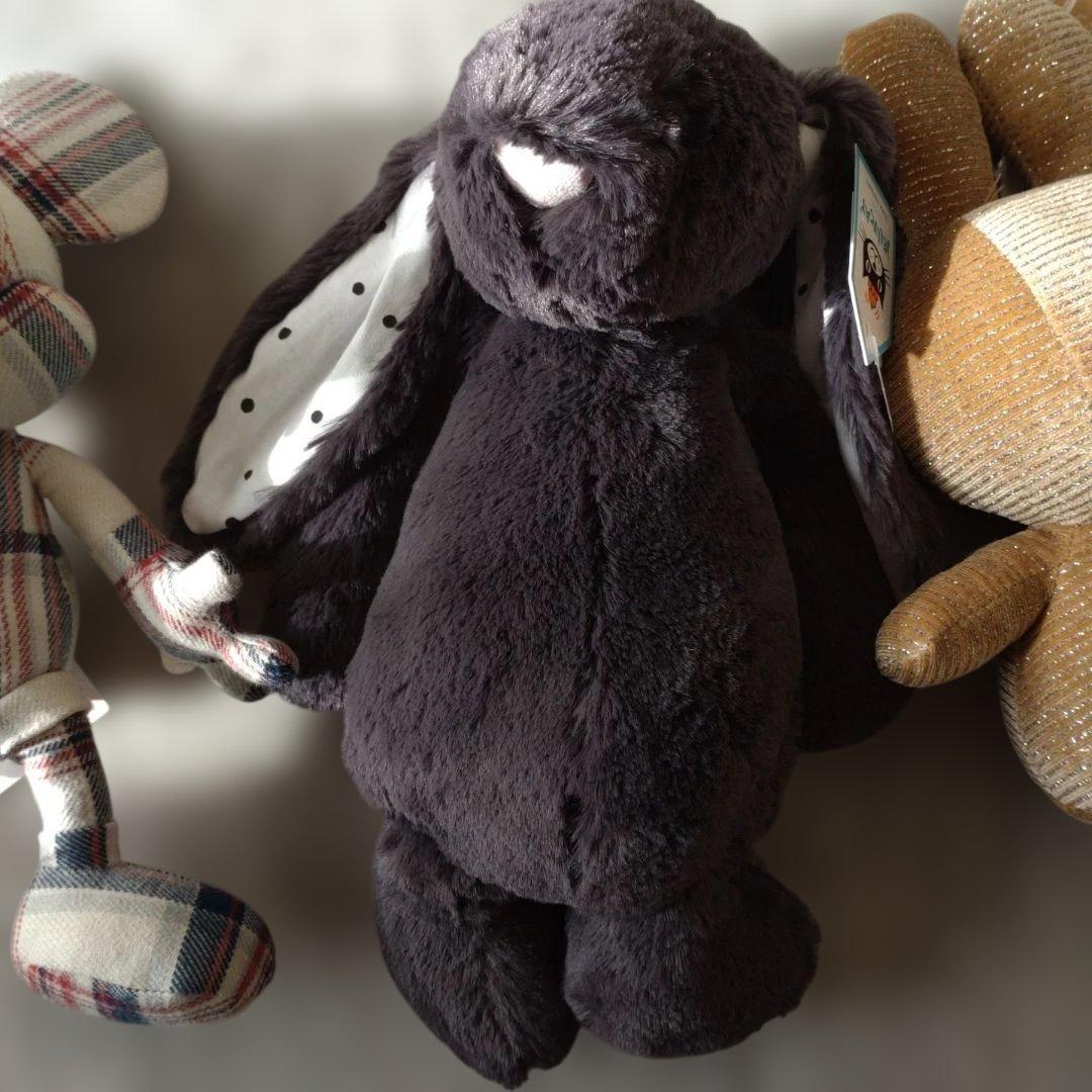 ミッキー チェックとウサギミッフィー新品未使用未試着タグ付バラ売り頼まれ物