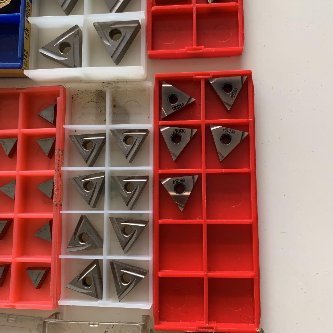 10)  旋盤チップ