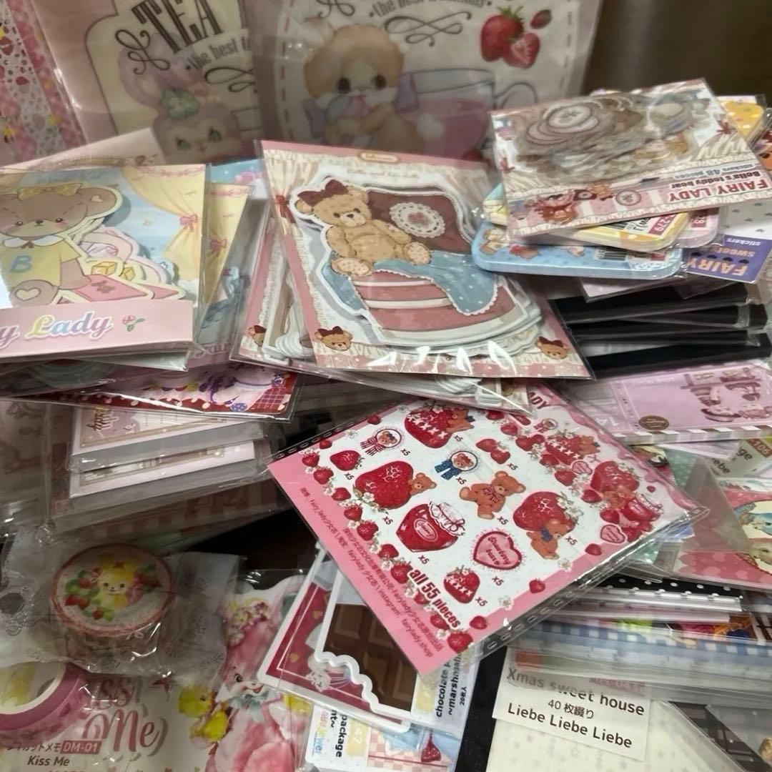 紙モノ大量●可愛いメモやダイカットカードOPPテープ紙モノ文具、新品未使用品多数