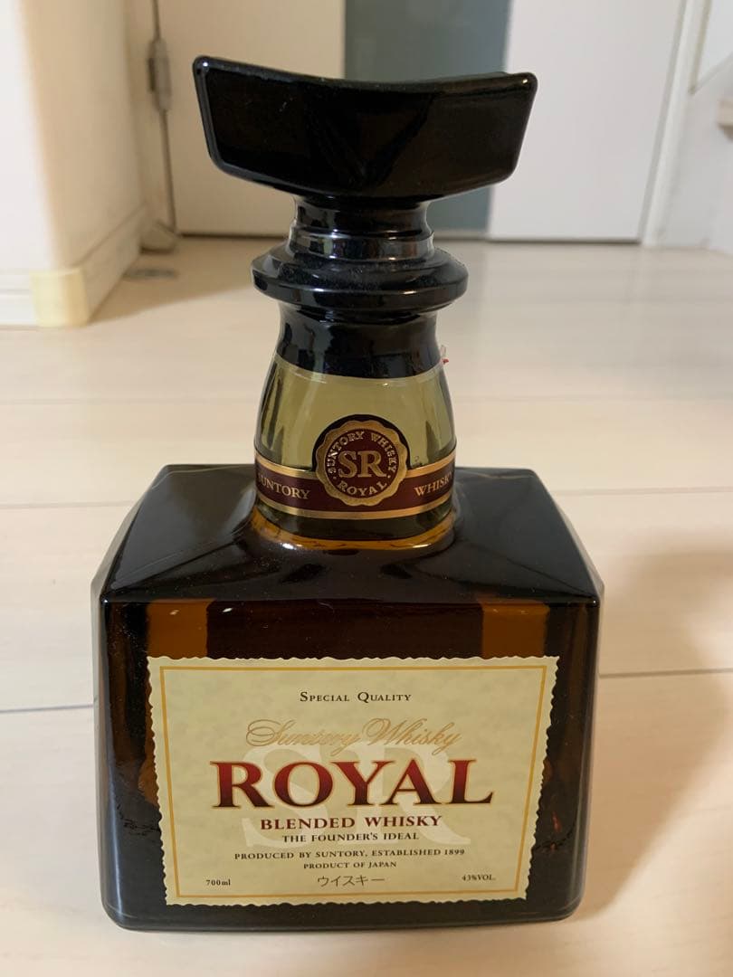 サントリー 知多ウイスキー & ロイヤルブレンデッドウイスキー セット