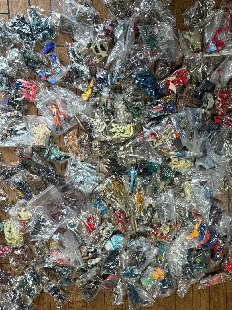 HGシリーズ ウルトラマン 250体 セット フィギュア ジオラマ ジャンク品