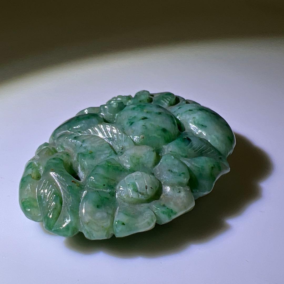 専用　本翡翠　透彫　16g 東Y7-0929☆2F