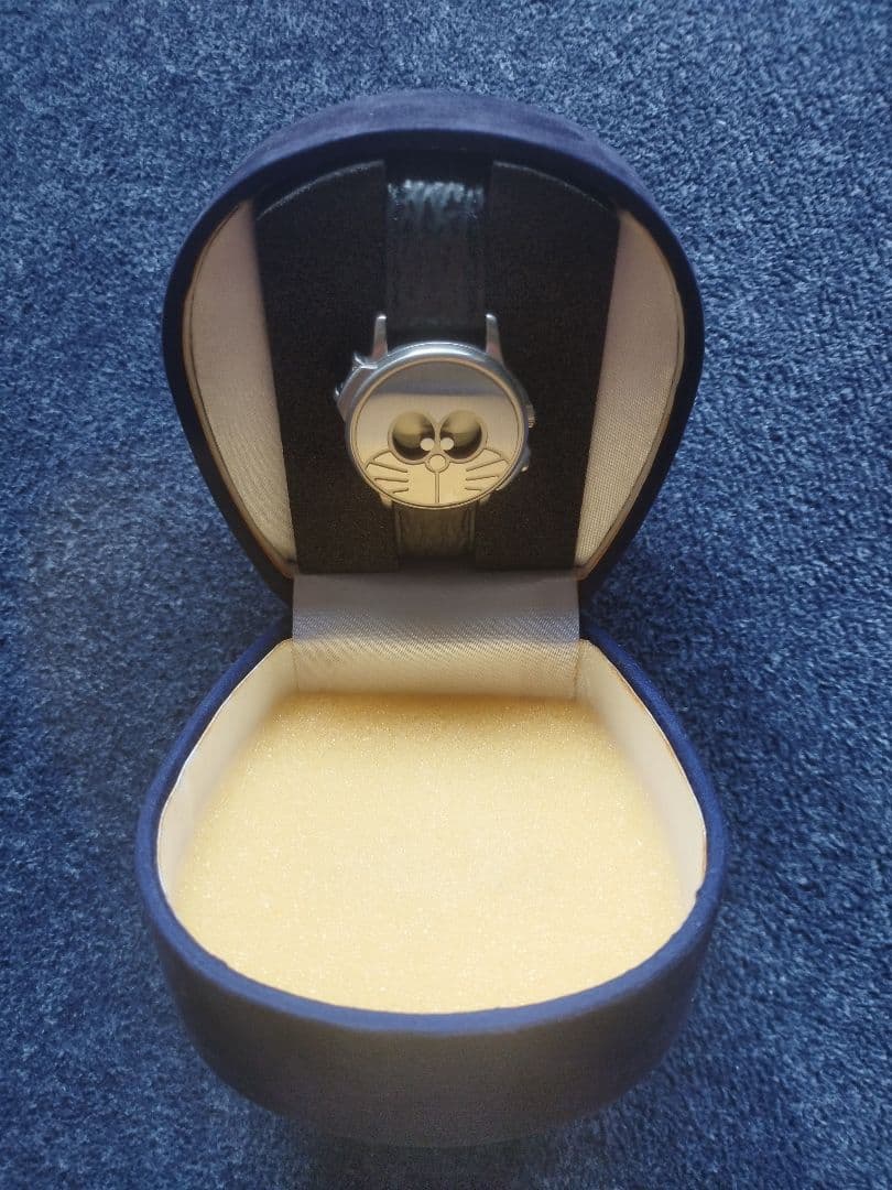 ドラえもん　1998年限定品　ドラッチ　腕時計