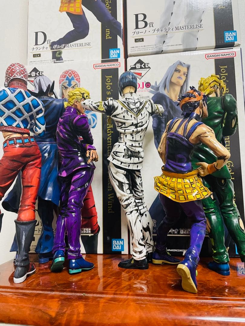 一番くじ　ジョジョの奇妙な冒険　ブチャラティ チーム二次元彩色、箱台座有