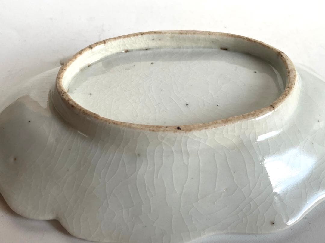 骨董　アンティーク　古九谷金銀彩　蛇籠文様　葉形　皿　変形皿　甘手