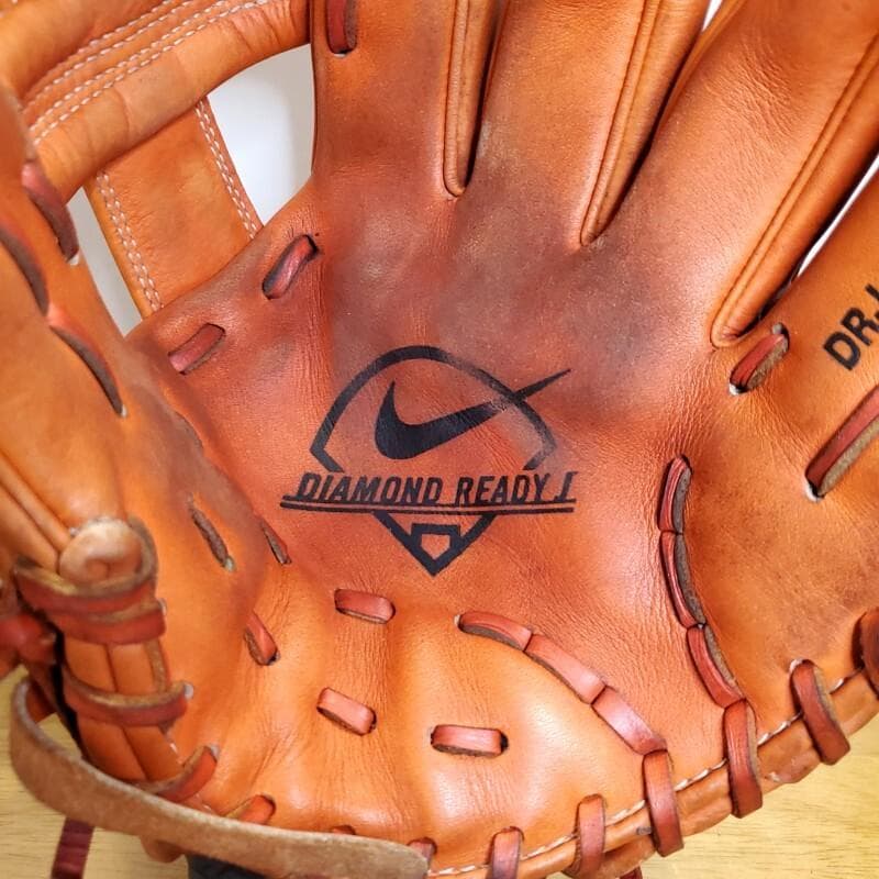 NIKE ナイキ ダイアモンドレディJ 廃盤品 レア 軟式グローブ