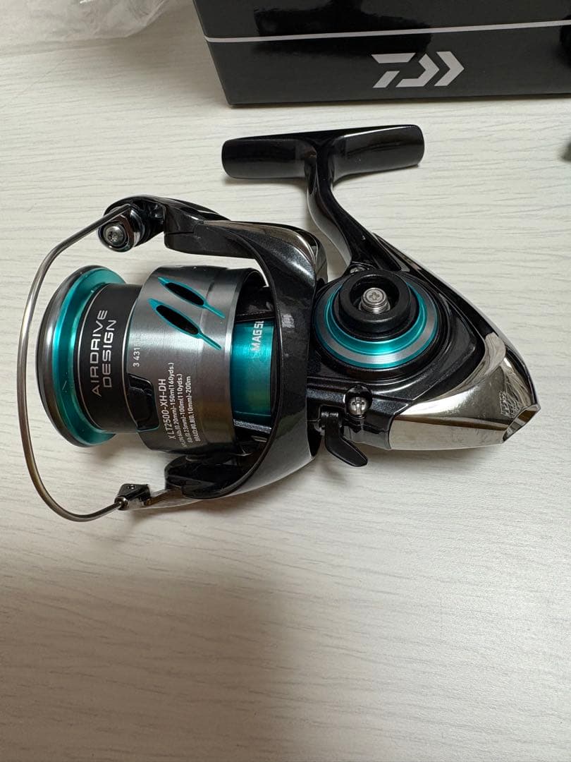 【新品】ダイワ エメラルダス X LT2500-XH-DH 24年モデル