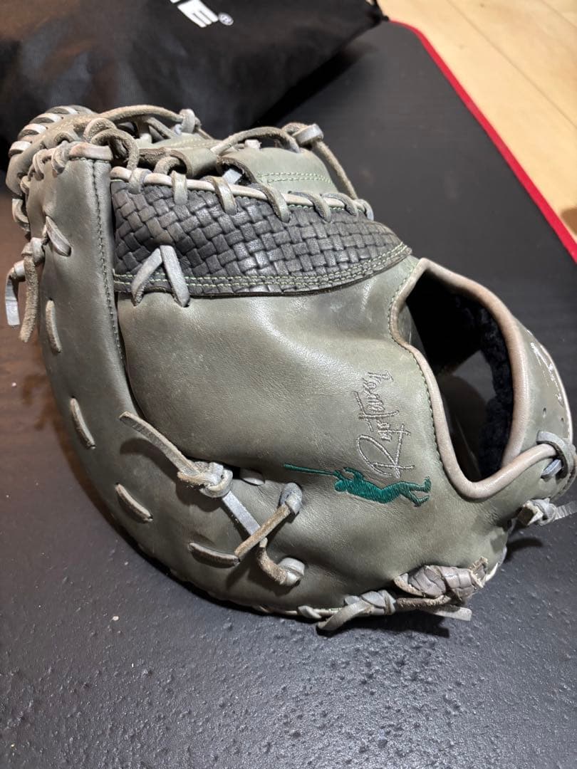 アレグリア　グレー レザー 硬式野球グローブ