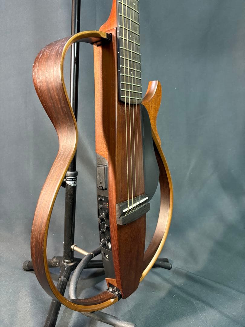 【美品】YAMAHA SLG200N /NT ヤマハ サイレントギター