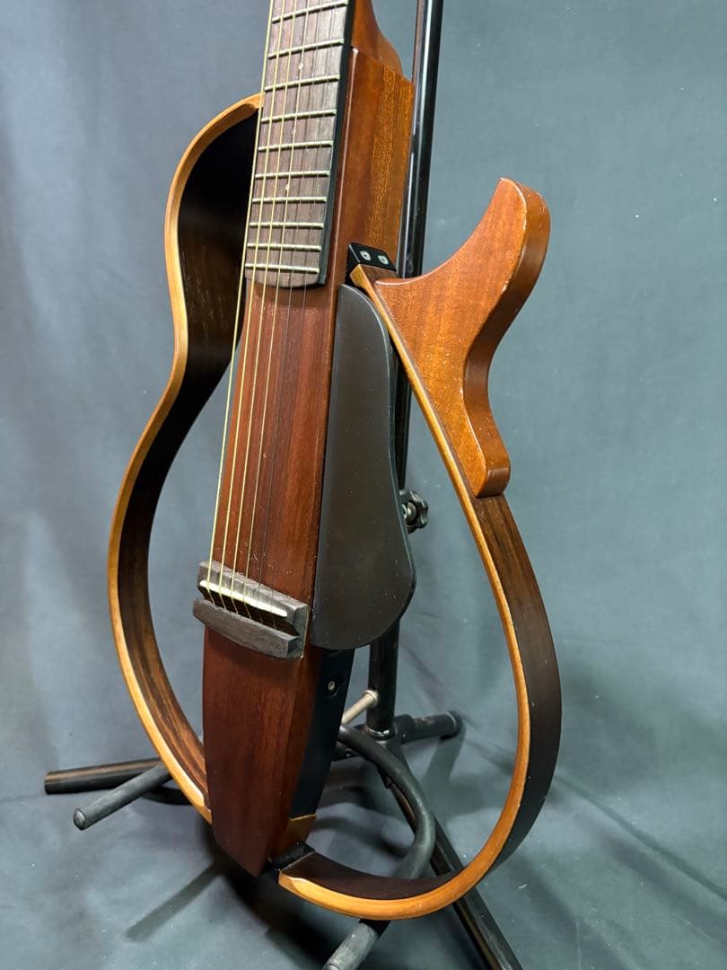 【美品】YAMAHA SLG200N /NT ヤマハ サイレントギター