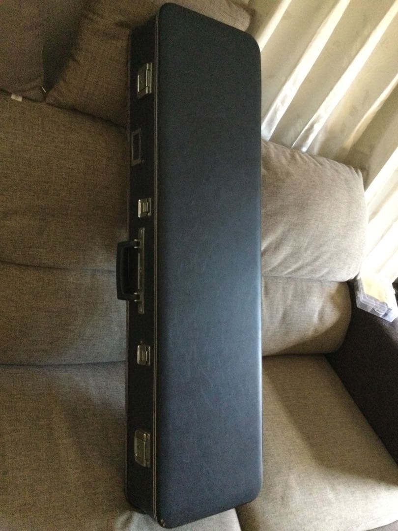 津軽三味線　太棹　ハードケース付