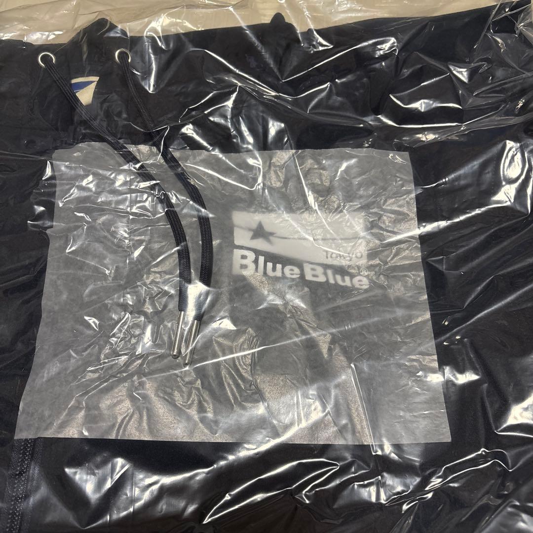 BlueBlueパーカー未開封　　XLサイズ　紺色