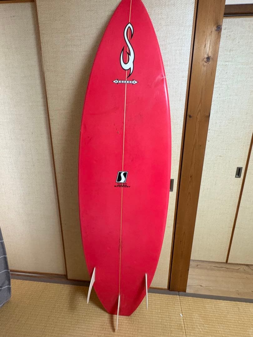 sequenceサーフボード赤