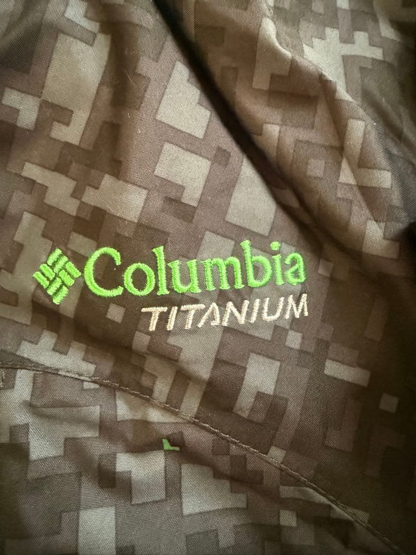 【美品】Columbia Titanium スキーウェア　防水ジャケット