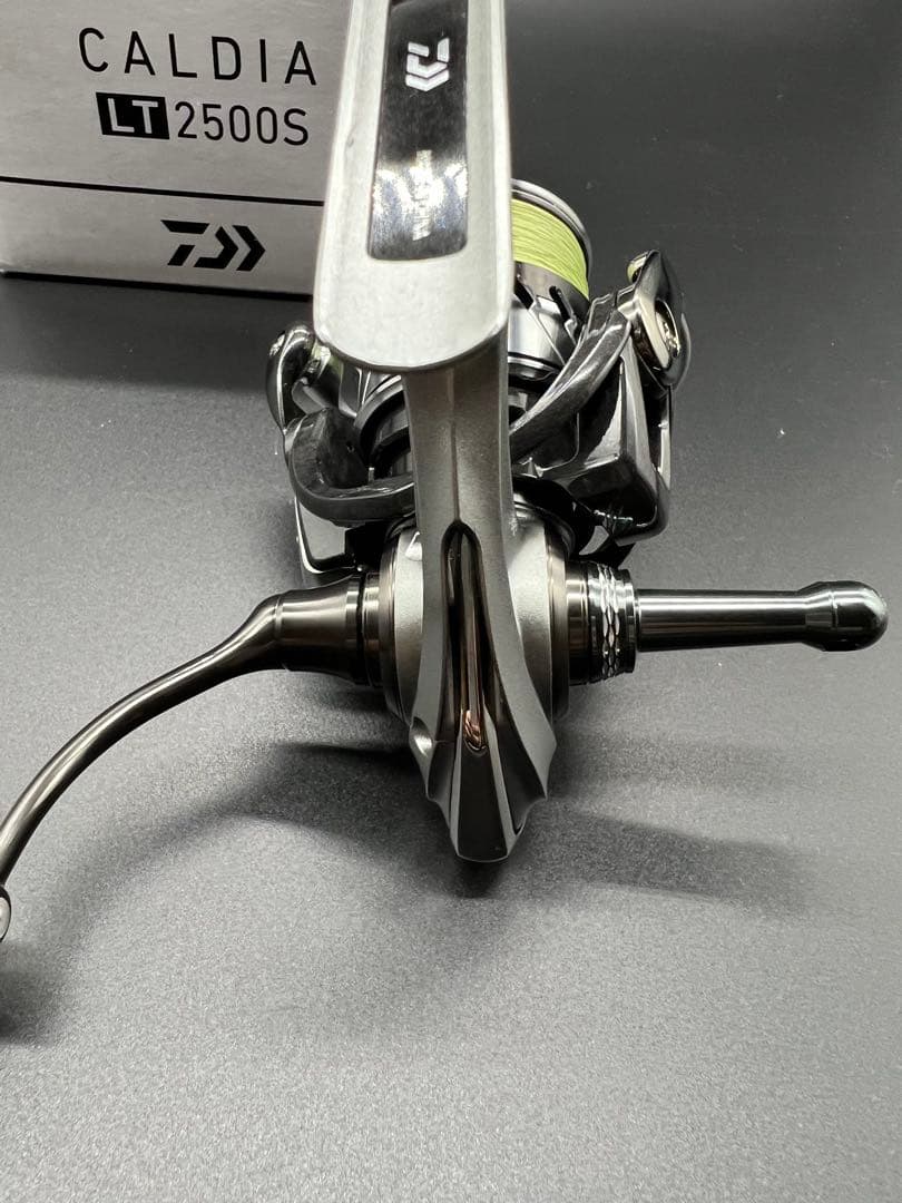 DAIWA CALDIA LT2500S リール 箱付き