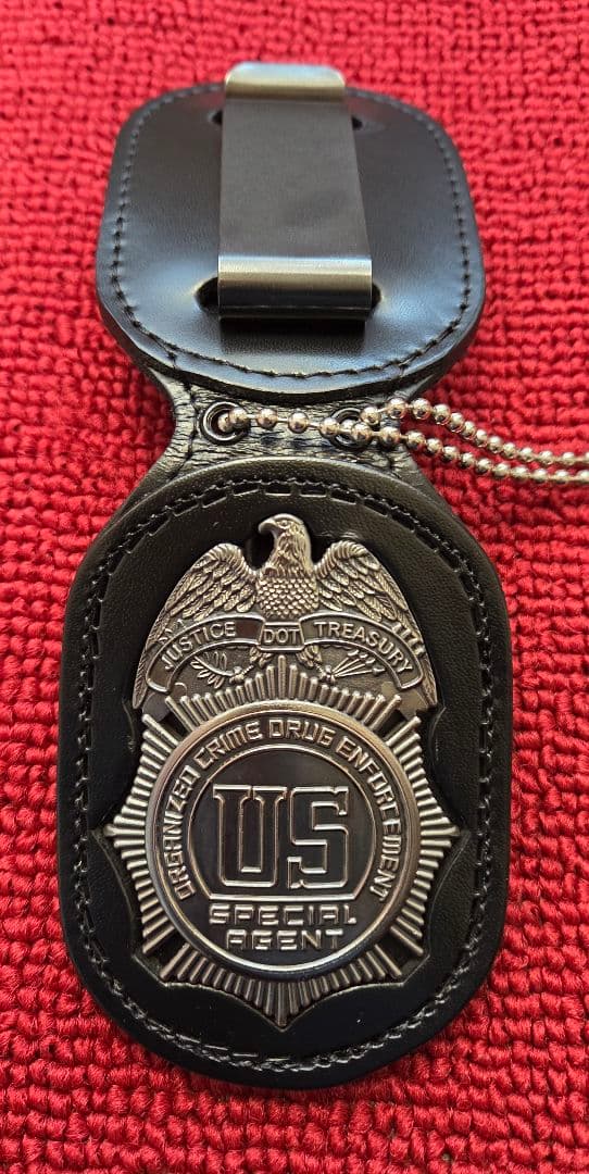 米国ポリスバッジ【DEA特別組織犯罪対策班】ストロング社製専用バッジホルダー付