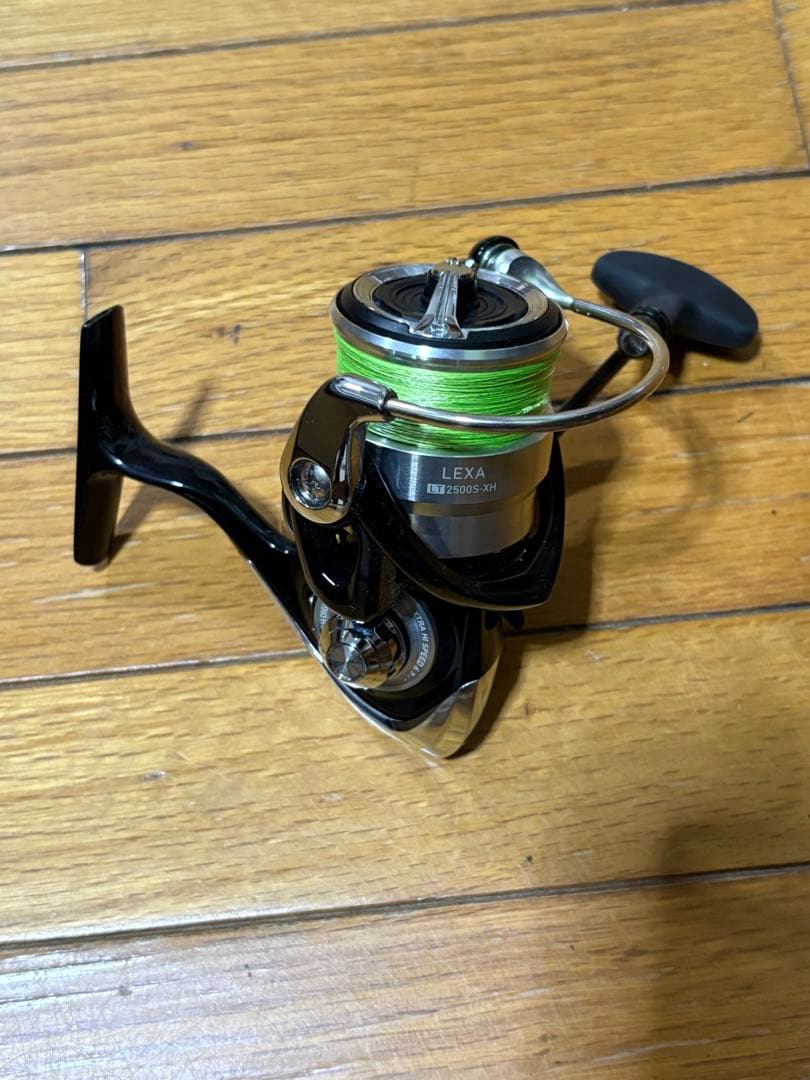 ダイワ　レグザ2500S-XH &ラテオ90ML