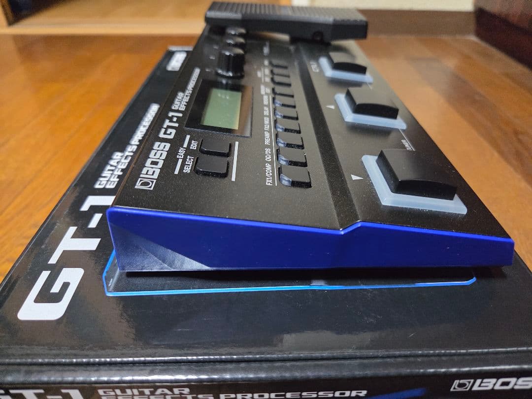 BOSS GT-1　マルチエフェクター　ACアダプタ付