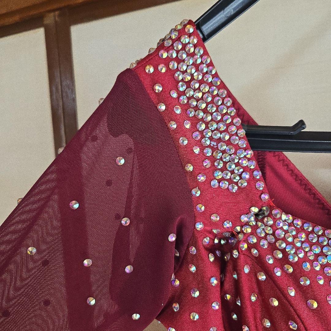 赤いビーズ装飾社交ダンスドレス