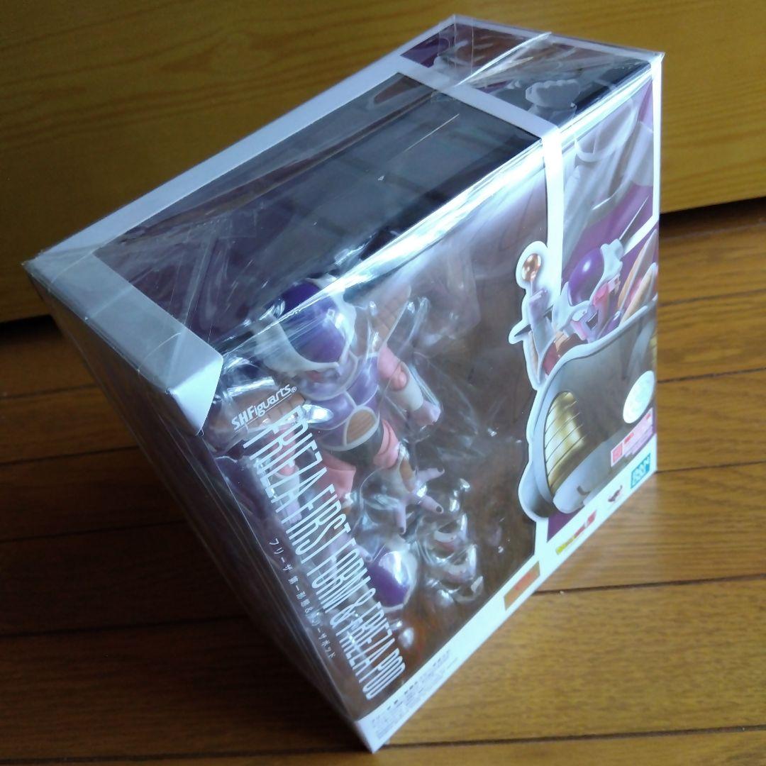 S.H.Figuartsドラゴンボール　超サイヤ人超戦士覚醒Ver　初期フリ―ザ