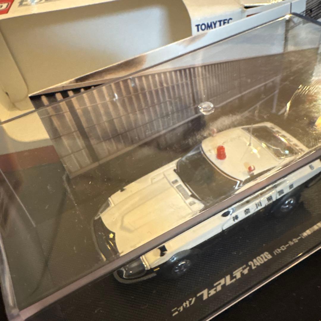 EBBRO 240ZG　パトカー　神奈川県警