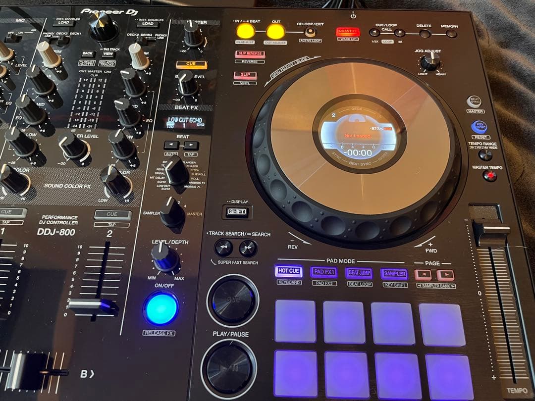Pioneer DJ DDJ-800 コントローラー