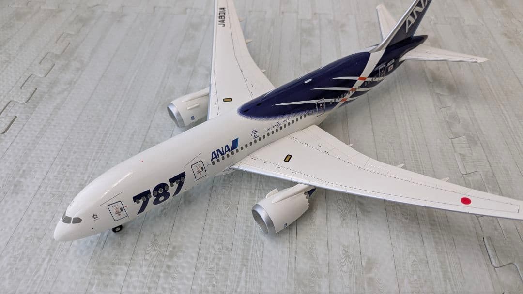 ANA Boeing 787-8特別塗装1/200 JA801A NH20053