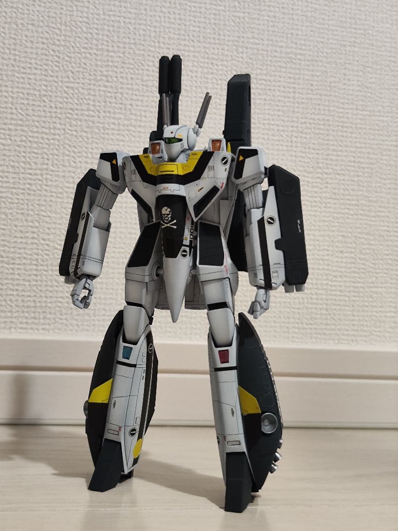 超時空要塞マクロス　1/72　ストライクバルキリー　VF-1S　塗装済完成品