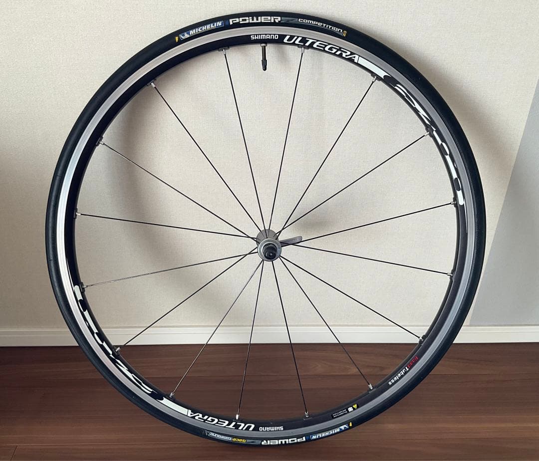 シマノ アルテグラWH-6700 2WAYフロントのみ