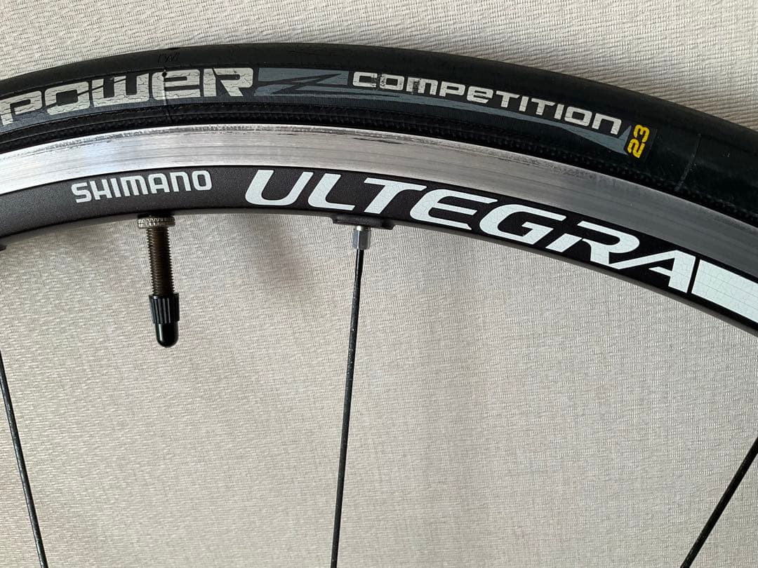 シマノ アルテグラWH-6700 2WAYフロントのみ