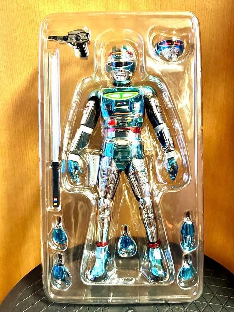 A*u様 RAH DX リアルアクションヒーローズ宇宙刑事 シャイダー 肩骨折の