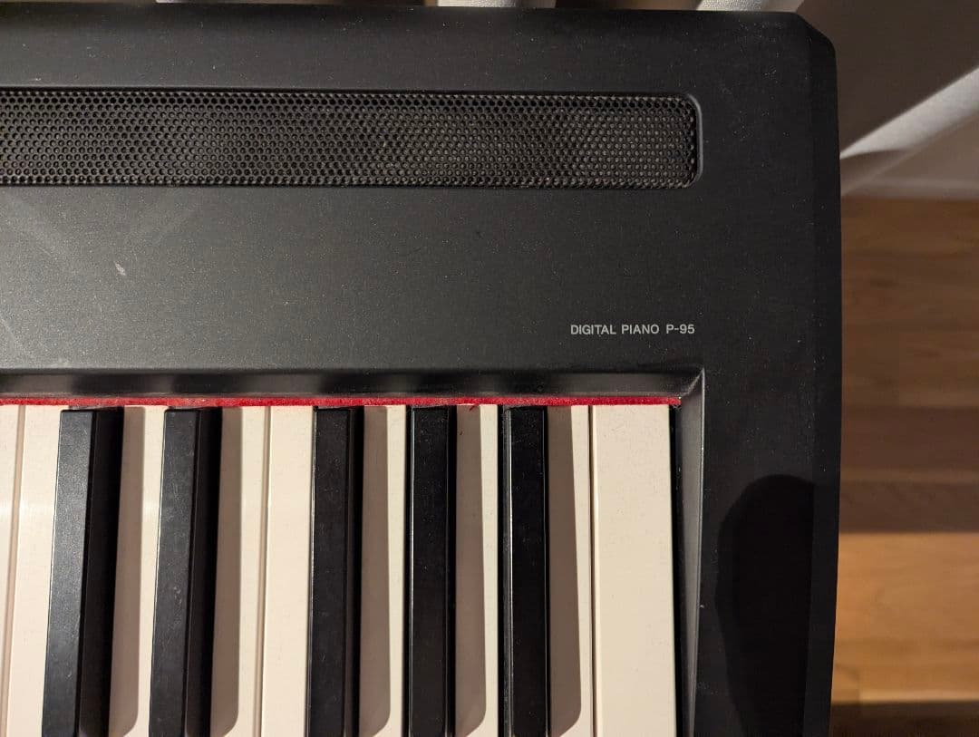 YAMAHA　ヤマハ　P-95B　88鍵　電子ピアノ　台・ペダル・アダプタ付き