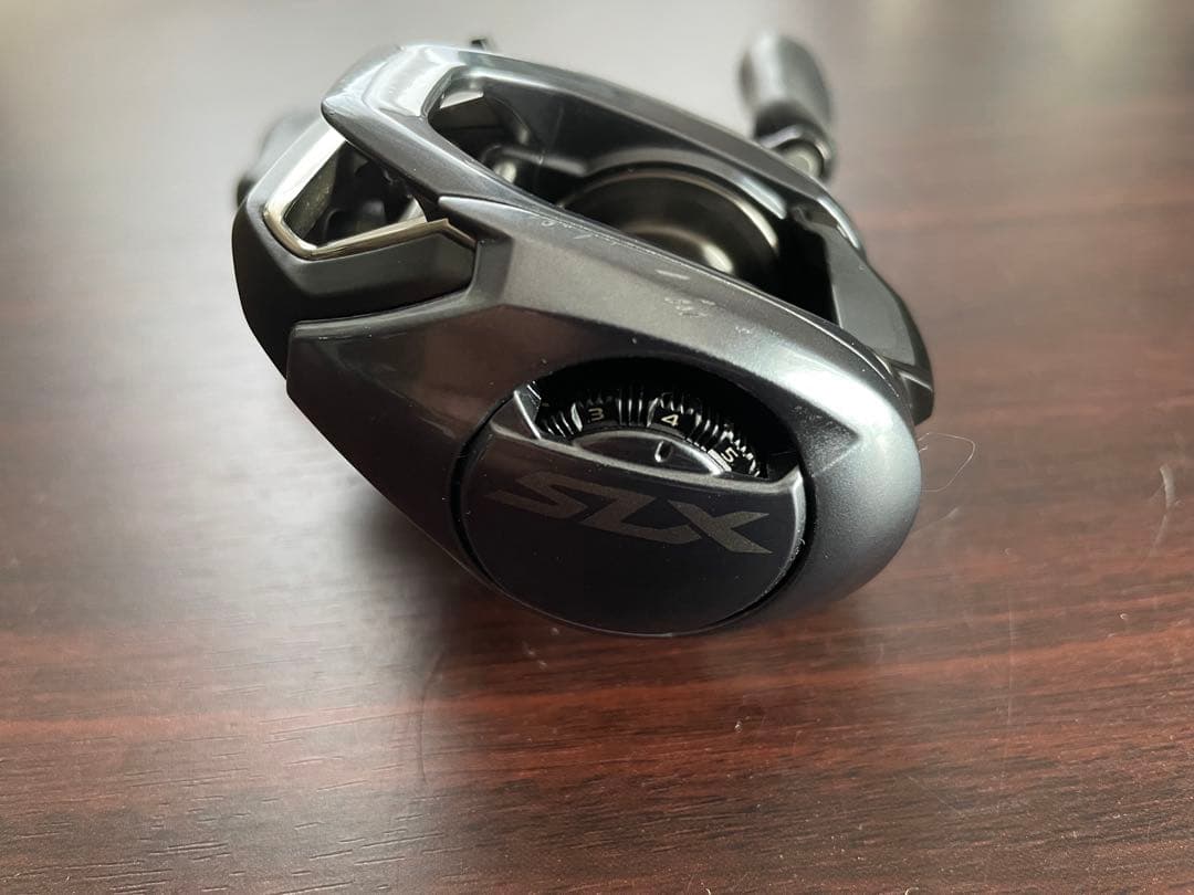 シマノ　２４　ＳＬＸ７０　中古品