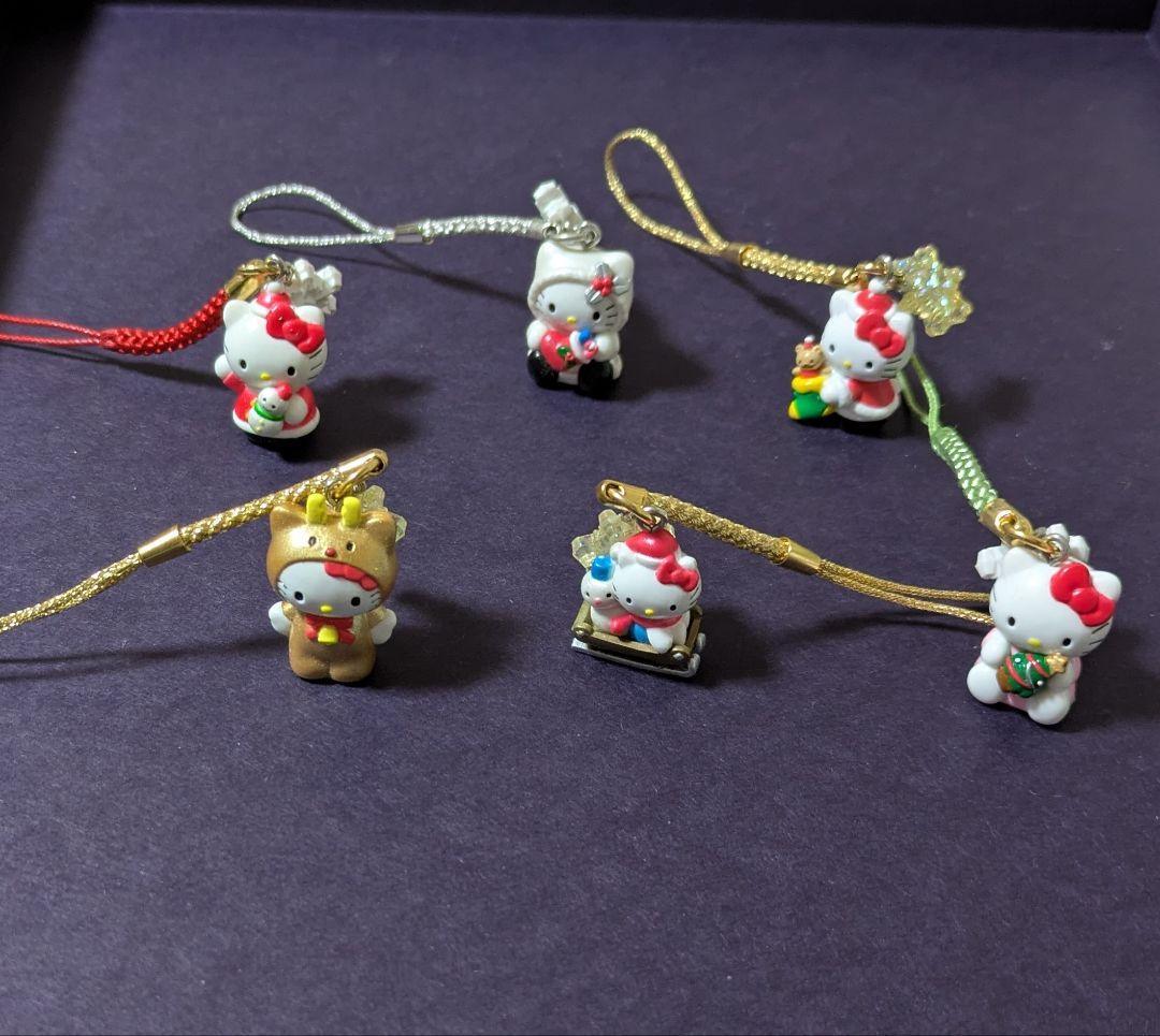 激レア　ハローキティ根付け クリスマス限定 サンタ　トナカイ　雪だるま
