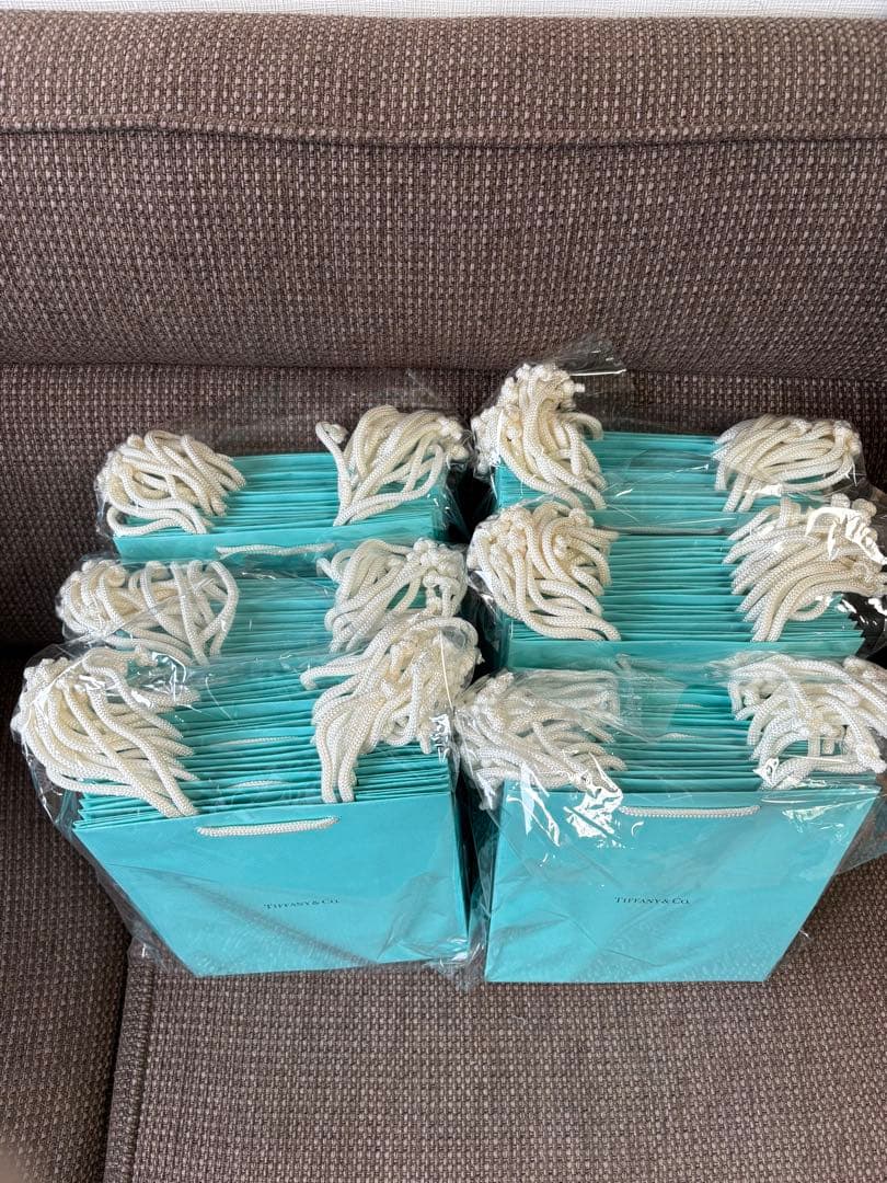 現行品　新品未使用Tiffanyティファニー　ミニショッパー紙袋 60枚セット