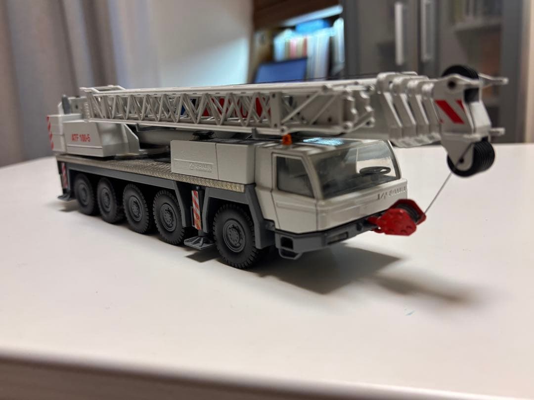 CONRAD 1/50 TADANO FAUN ATF 100-5クレーン