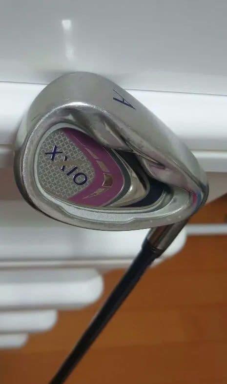 【大幅値下げSALE中❣️】ゼクシオ レディースゴルフクラブセット SW AW