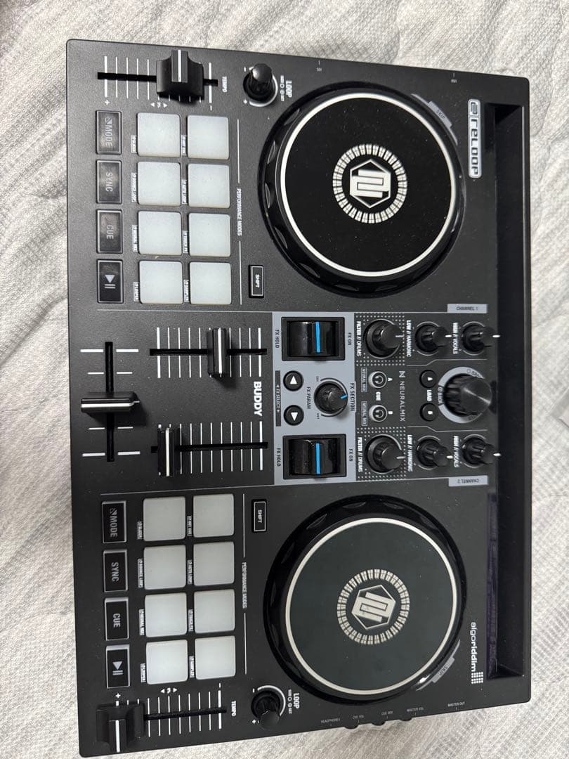RELOOP BUDDY DJコントローラー