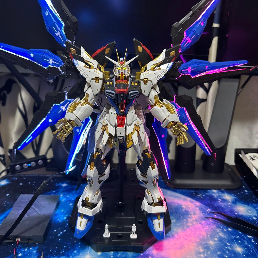 ストライクフリーダム　LED発光機能付き