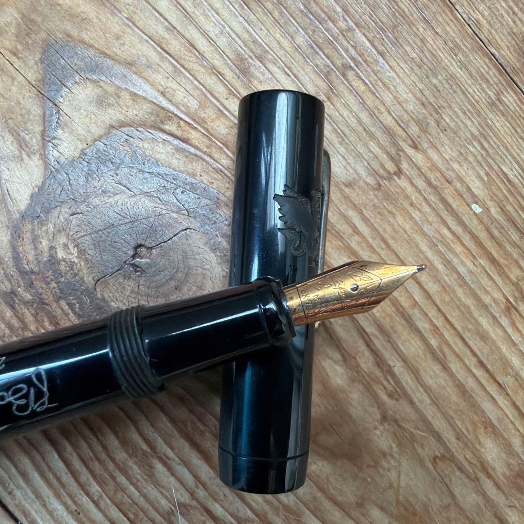 世界限定888本スティピュラ万年筆　フェラーリ　フランチェスコ・バラッカ