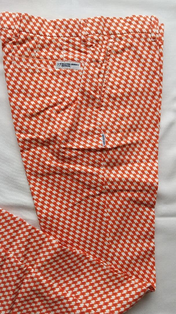 新品未使用 パーリーゲイツ マスターバニーエディション メンズパンツ